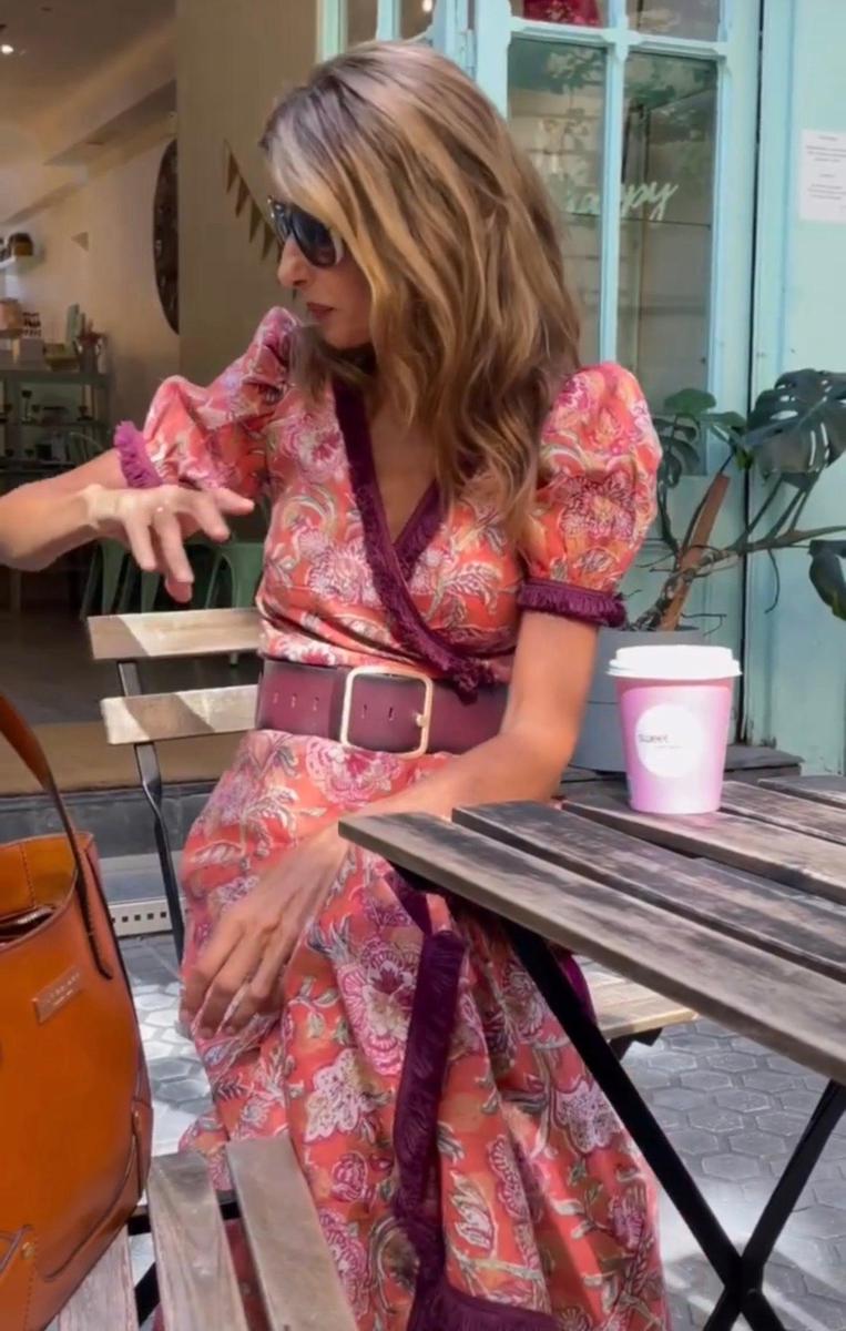 Van Aelen Amsterdam®| Elegante Roze Maxi Dress met Korte Mouwen