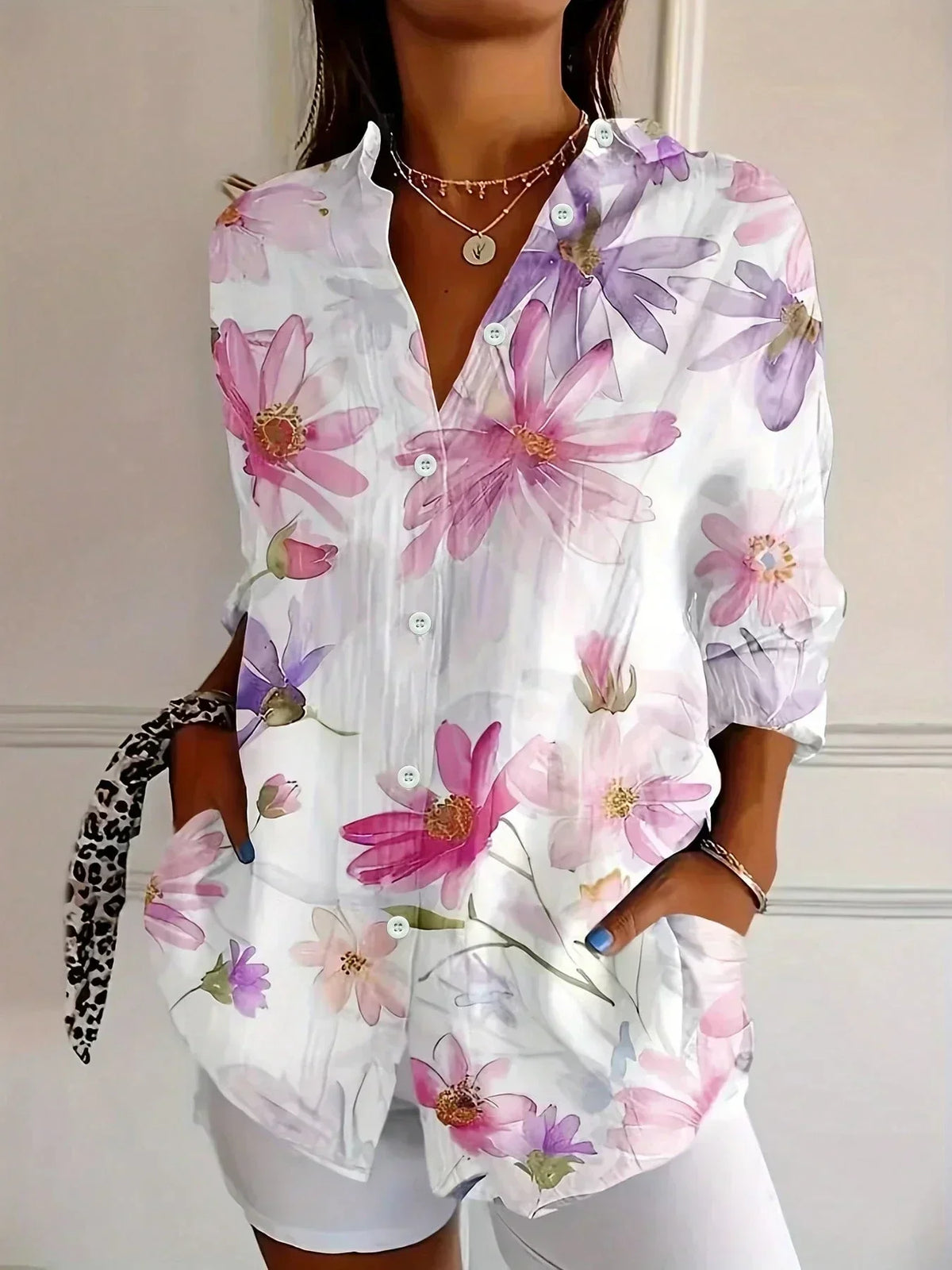 Van Aelen Amsterdam®| Kleurrijke blouse met speelse print
